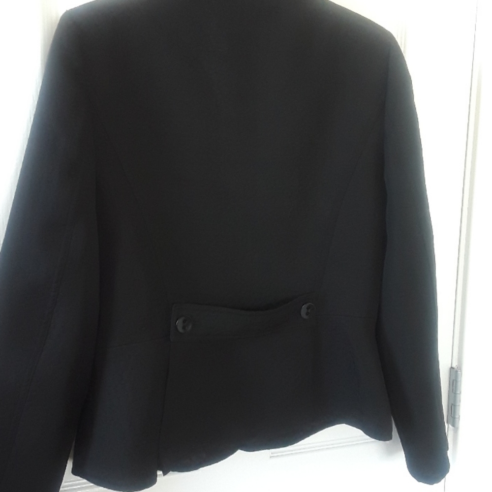 Beautiful Jacket - image 5